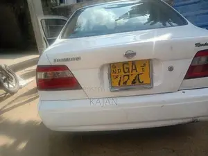 Nissan Bluebird 1998