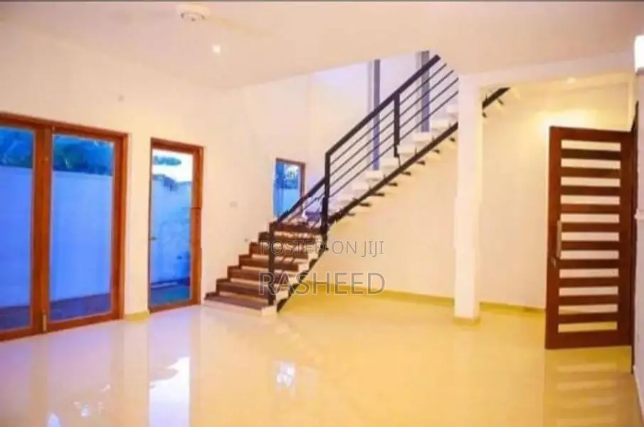 4 Bedroom House for Rent in Mount Lavinia
