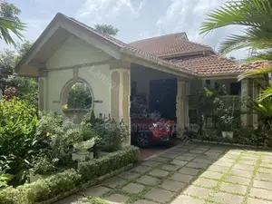 Bungalow For Sale | Rajagiriya 33 Perches