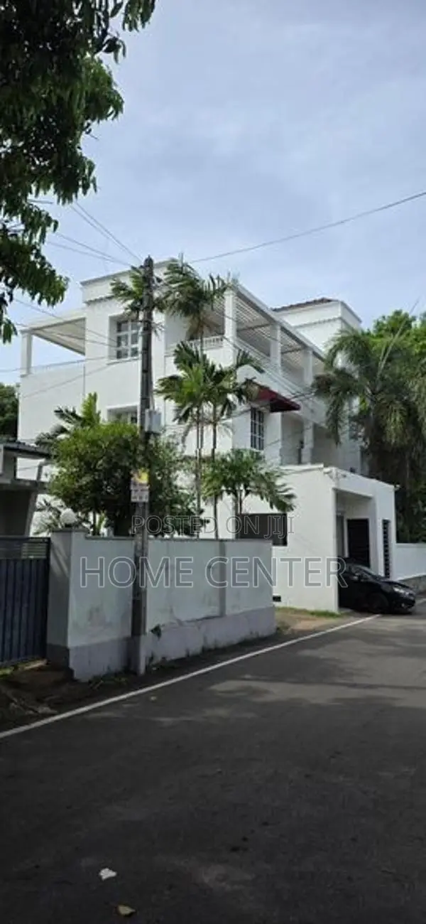 7BHK Luxury Two Storied House For Rent In Dehiwala