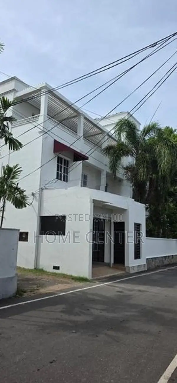 7BHK Luxury Two Storied House For Rent In Dehiwala