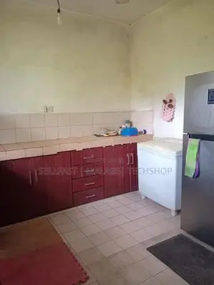 මාලඹේ සුදර්ශන මාවත නවාතැන් පහසුකම්