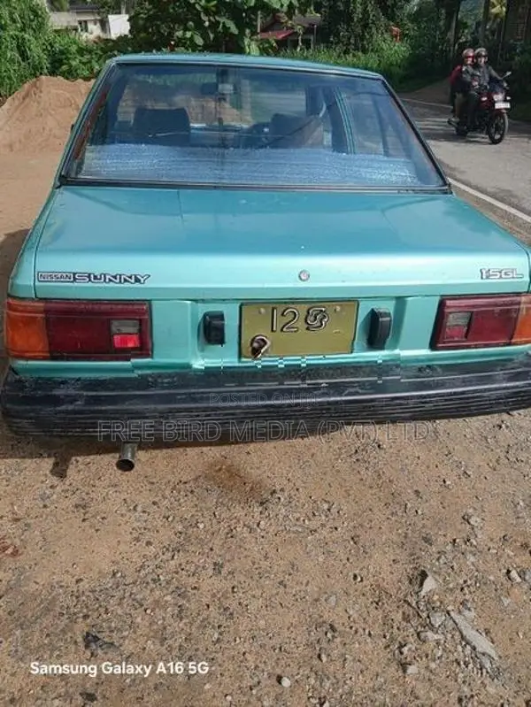 Nissan Sunny Car 1983
