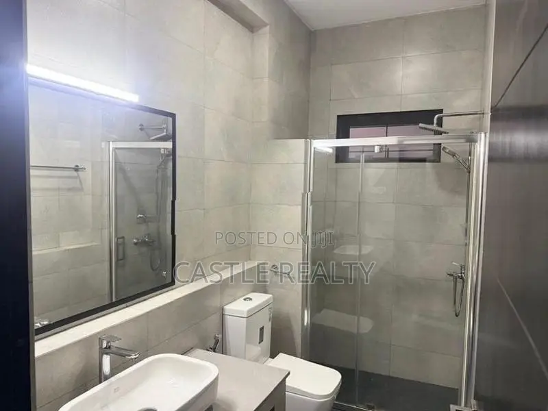 Furnished luxury house for rent in Kohuwela