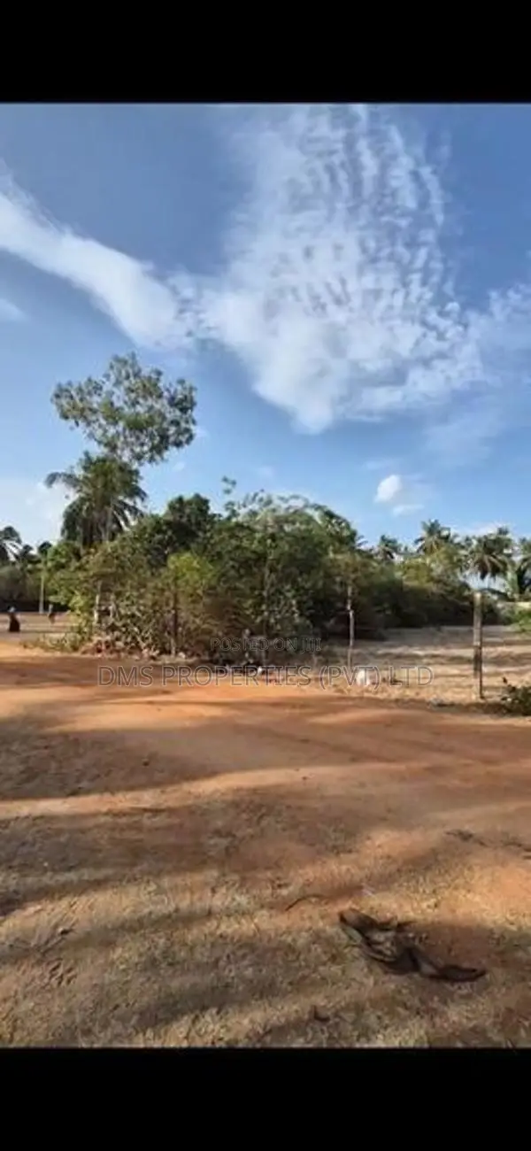 Land for Sale - Nilaweli Public Beach Trincomalee