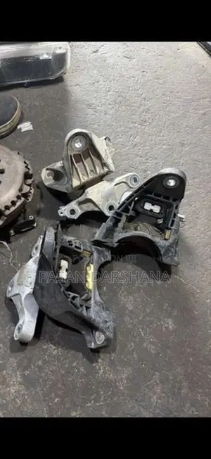 Honda Vezel gear box mount 2025