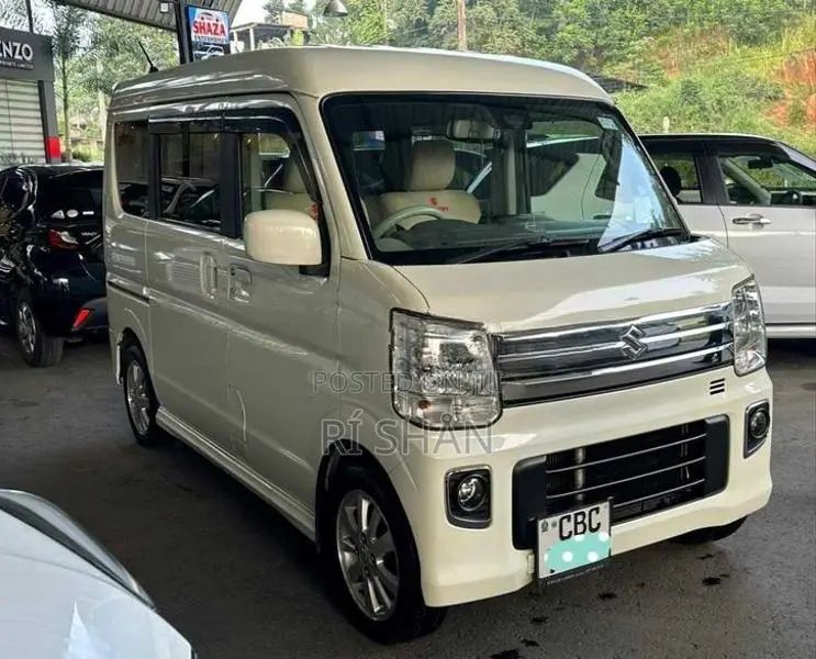 Suzuki Every 2016