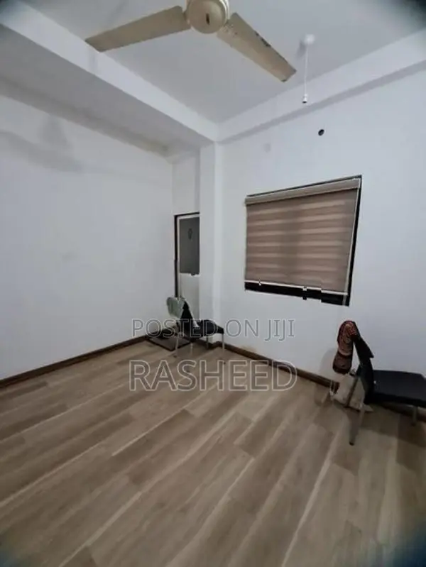 1200sqf Office space for rent in Marine drive Dehiwala