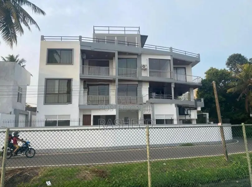 River View luxury type villa for rent in Bellanvila, Dehiwala
