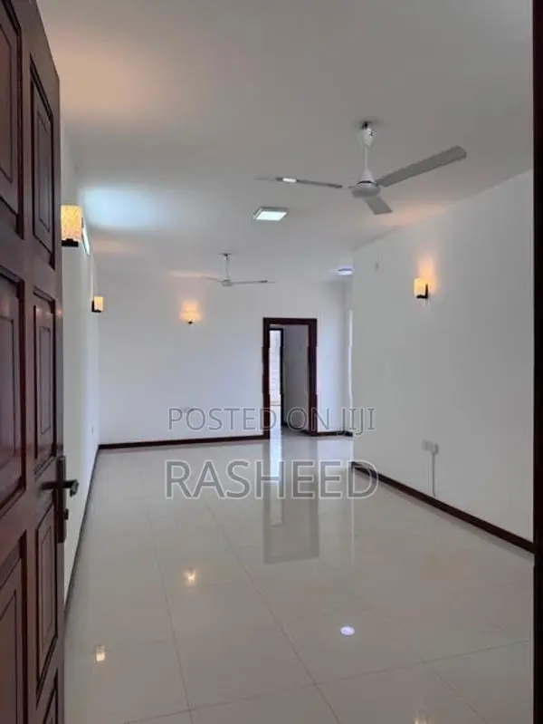 Unfurnished Apartment for Rent in Wellawatta