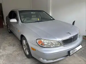 Nissan Cefiro 2001