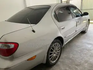 Nissan Cefiro 2001