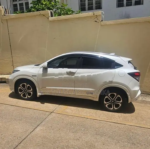 Honda Vezel 2015