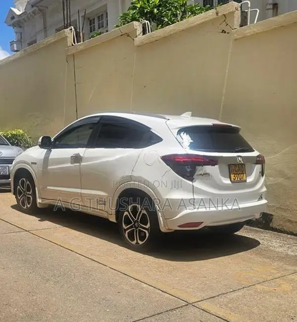 Honda Vezel 2015