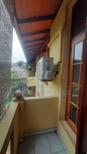 3 Story Fully Furnished (4 bed & bath) House For Rent in Kotte
