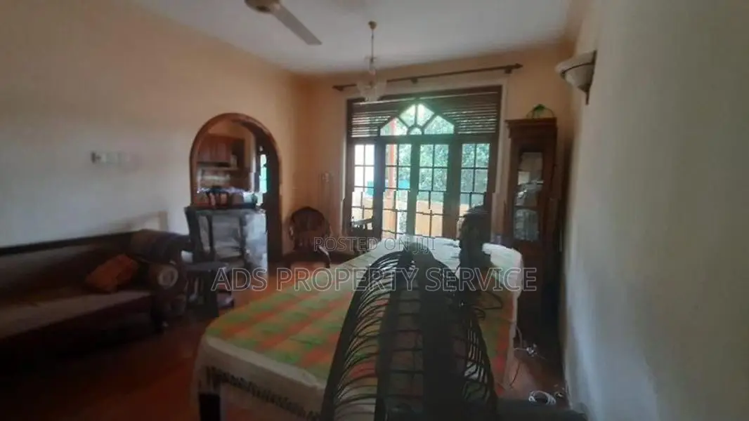 3 Story Fully Furnished (4 bed & bath) House For Rent in Kotte
