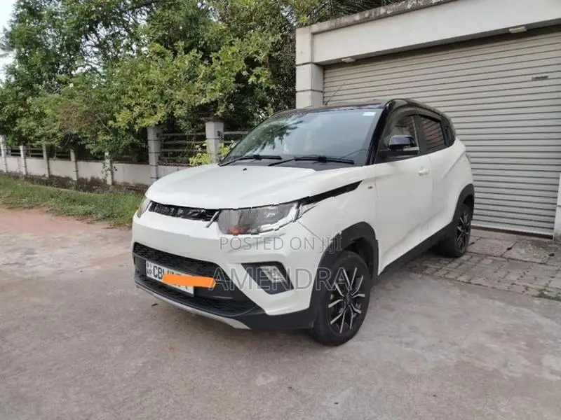 Mahindra KUV 100 2020