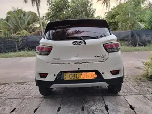 Mahindra KUV 100 2020
