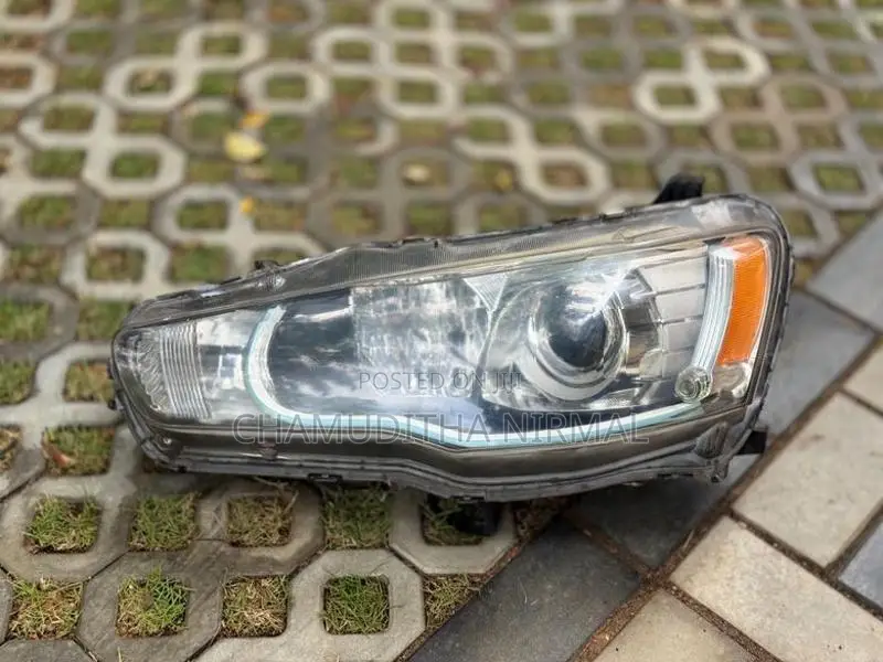 Mitsubishi Lancer EX Headlight