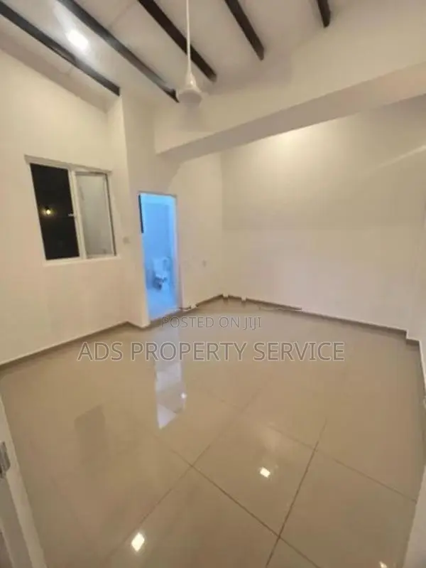 4 Story Apartment Building For Sale in Mount Lavinia