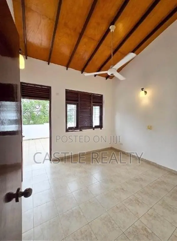 Modern house for sale in Ratmalana