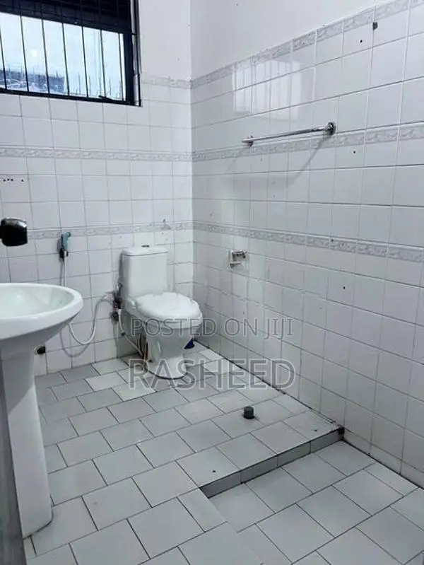 9p Independent House for Rent in Mt.Lavania