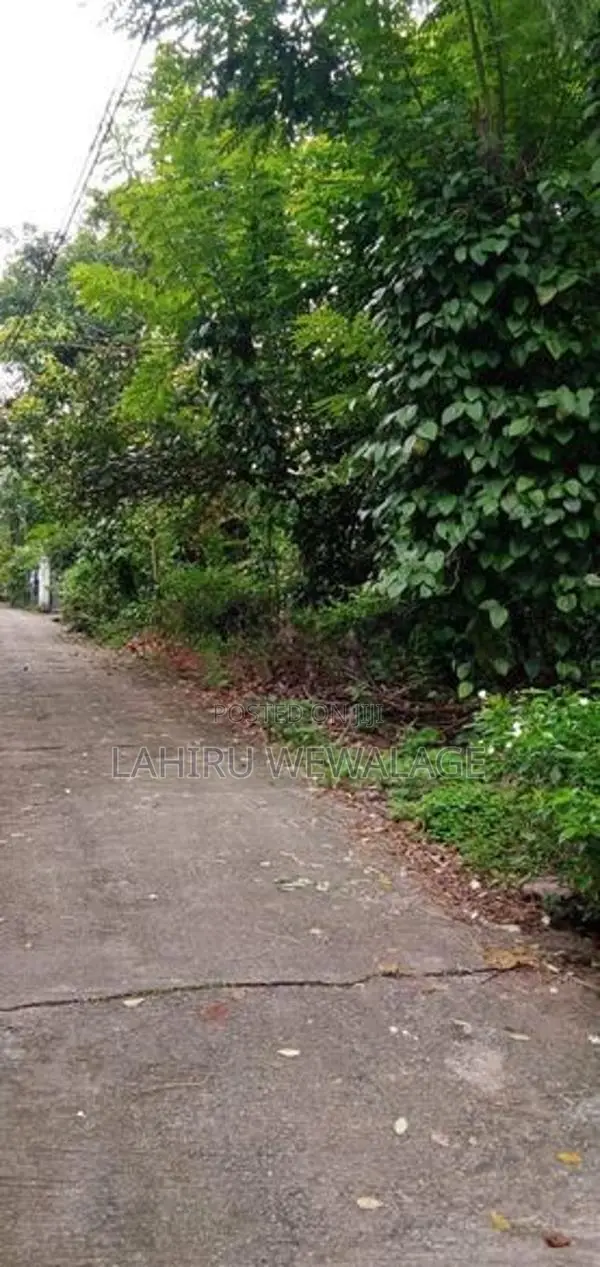 18P Land For Sale 3km From Kadawatha