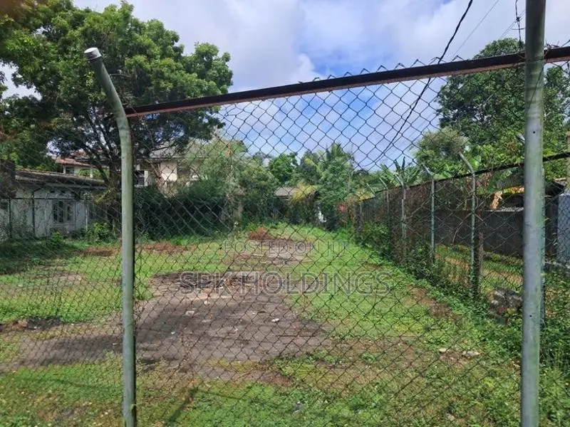 Prime 21-Perch Residential Land – Parliament Road, Pelawatte