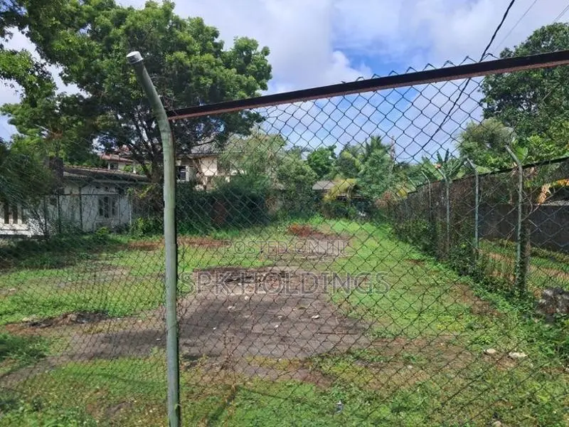 Prime 21-Perch Residential Land – Parliament Road, Pelawatte