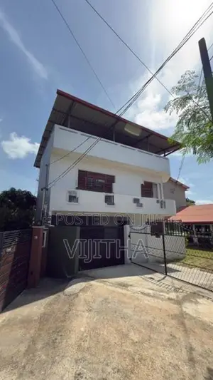 Two Storey House for Rent Akuraygoda Road