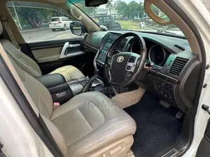 Toyota Land Cruiser Premium 2009