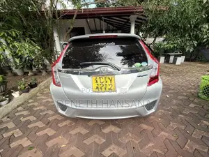 Honda Fit GP5 2016