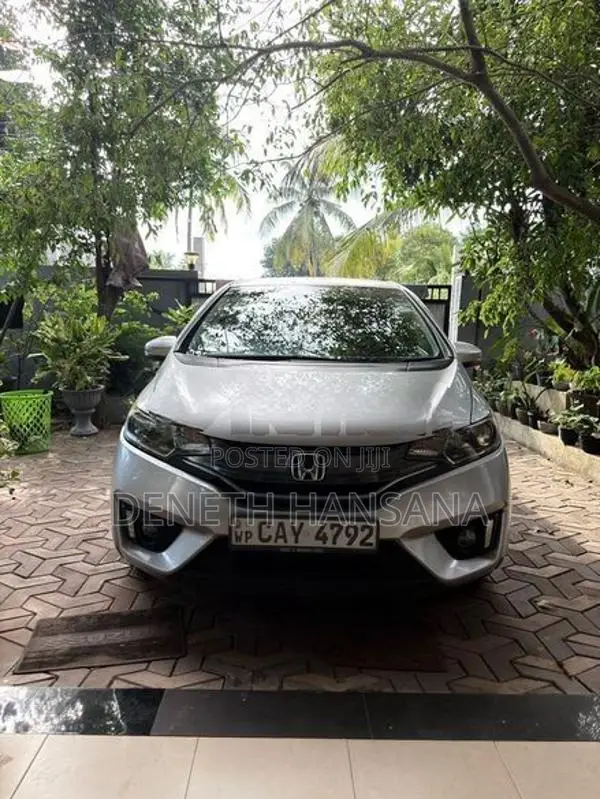 Honda Fit GP5 2016