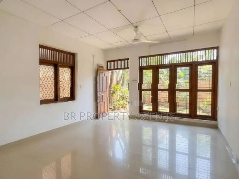 Single Storied House For Sale In Ratmalana