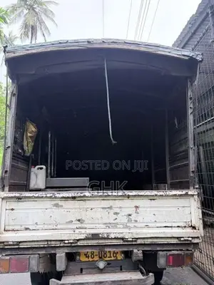 Mitsubishi Canter FE335 1991