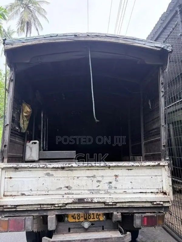 Mitsubishi Canter FE335 1991