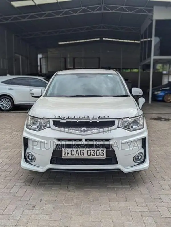 Mitsubishi Outlander 2014