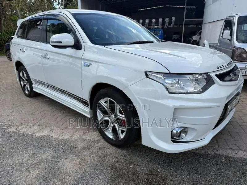Mitsubishi Outlander 2014