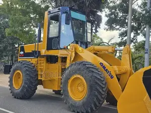 Komatsu WA300-1 Loader