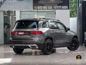 Mercedes Benz GLB 180 Urban stars 2025