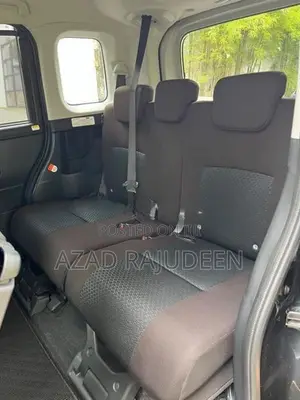 Toyota Roomy G Turbo 2wd 2023