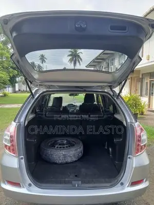 Honda Fit Shuttle 2014