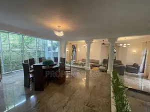 Luxury House For Rent In Colombo 5 - PDH192