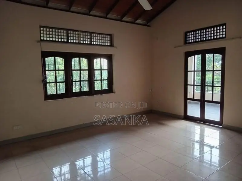 DEHIWALA FOUR BED ROOMS LUXURY HOUSE FOR RENT