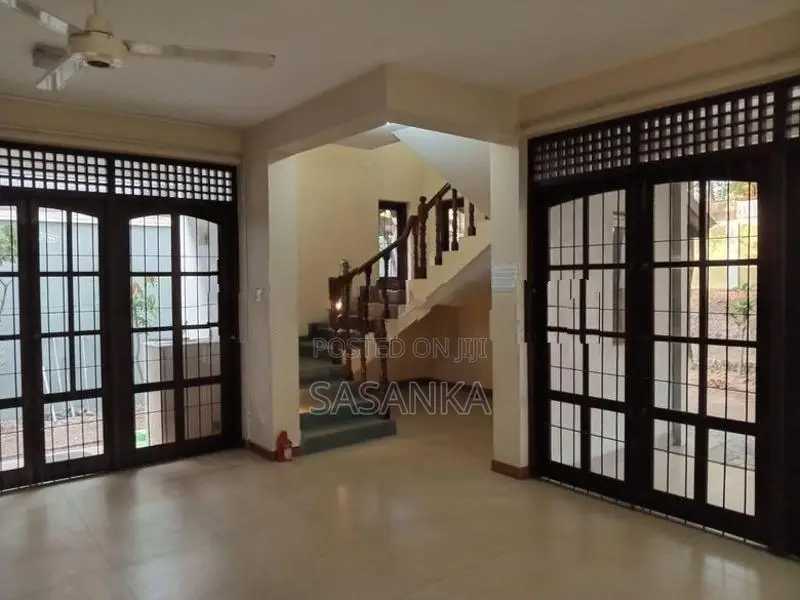 DEHIWALA FOUR BED ROOMS LUXURY HOUSE FOR RENT