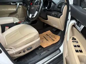 Kia Sorento 1-12 option 2012