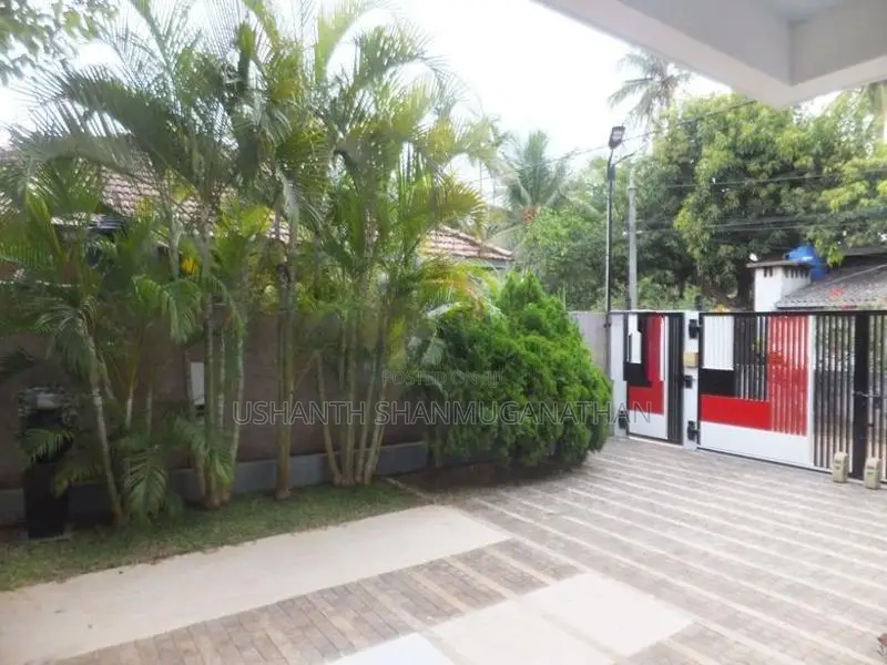 Holiday Bungalow for Short Term Rent in Nallur