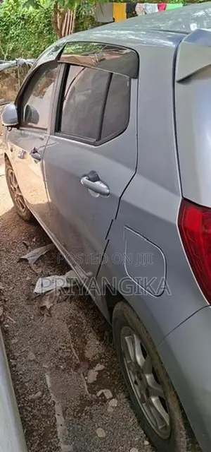 Perodua Axia G 2015