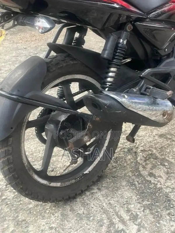 Bajaj Pulsar 135 2011