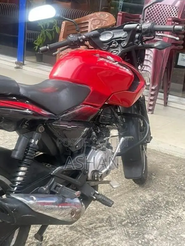 Bajaj Pulsar 135 2011